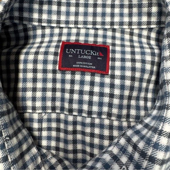 Untuckit Blue and Black Checkered flannel shirt long sleeve large - Picture 3 of 8